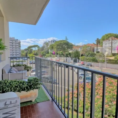 Ref Selv -palmes D'or * Cannes